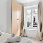 Bluestay 112 - Élégant Appartement à Paris
